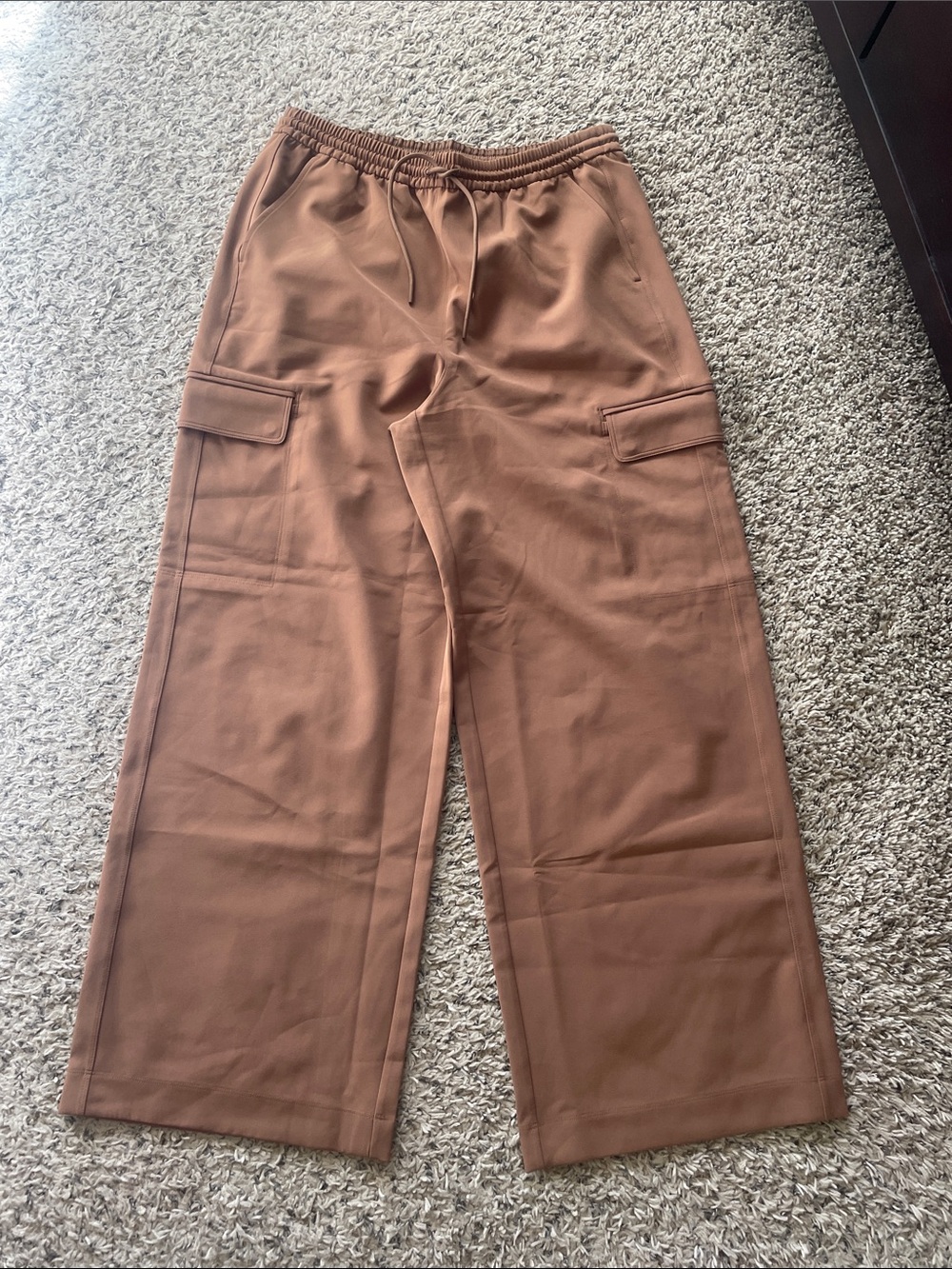 Athleta Wide-Leg Cargo Pants in Warm Brown